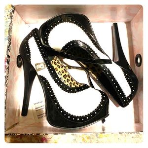 Bordello by Pleaser Teeze-02 patent leather sz 9